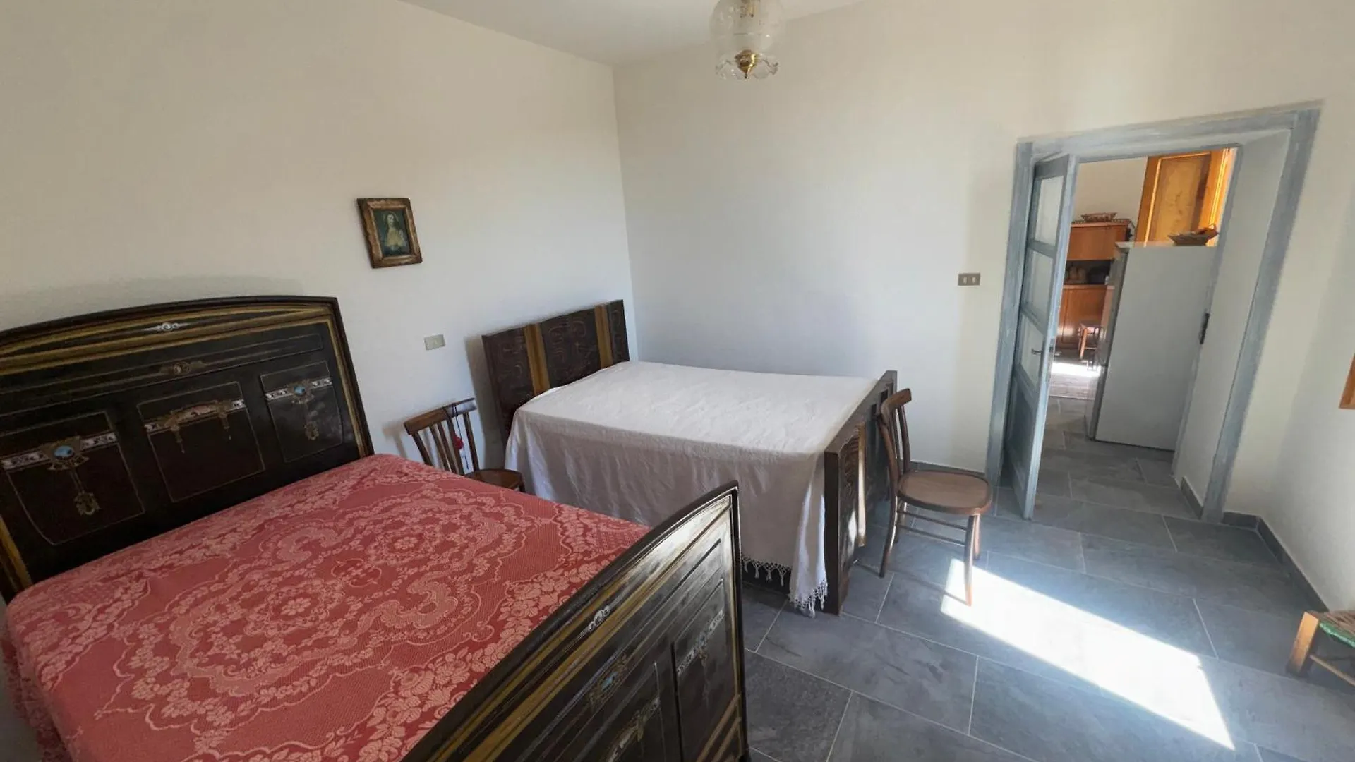 Casa Venturino Apartamento Tungoni Quarto em Acomodações Particulares